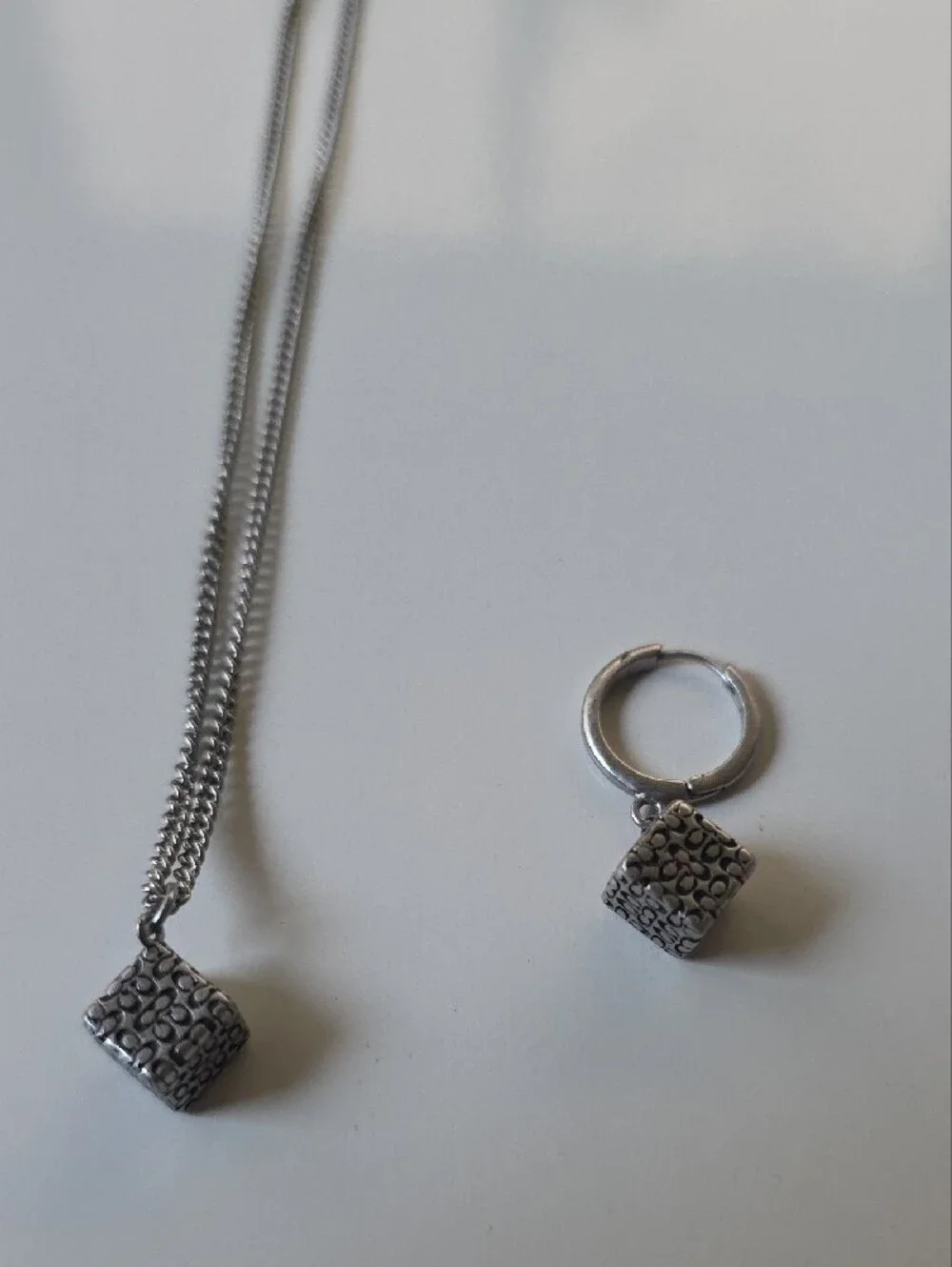 Coach Quilted Silver Cube Necklace And Earring